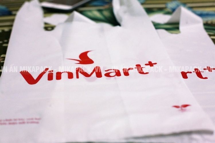 Các thương hiệu lớn thường chọn in túi siêu thị tự huỷ hướng đến bảo vệ môi trường.