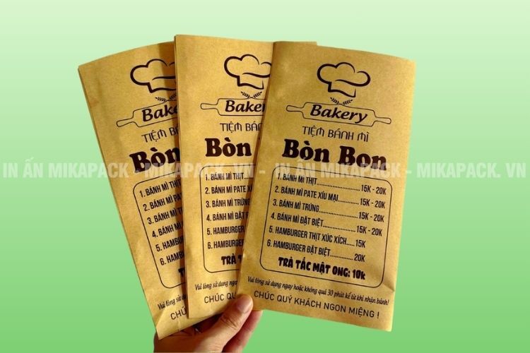 Mikapack in ấn đầy đủ thông tin trên túi giấy đựng bánh mì
