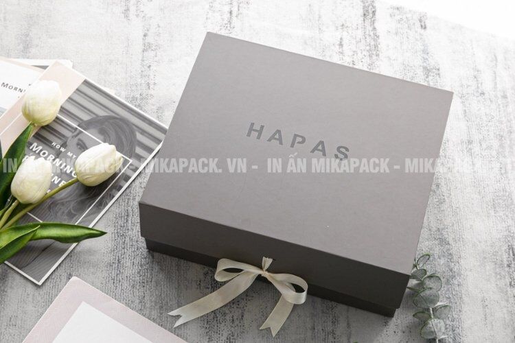 Hộp cứng đựng giày cao cấp.