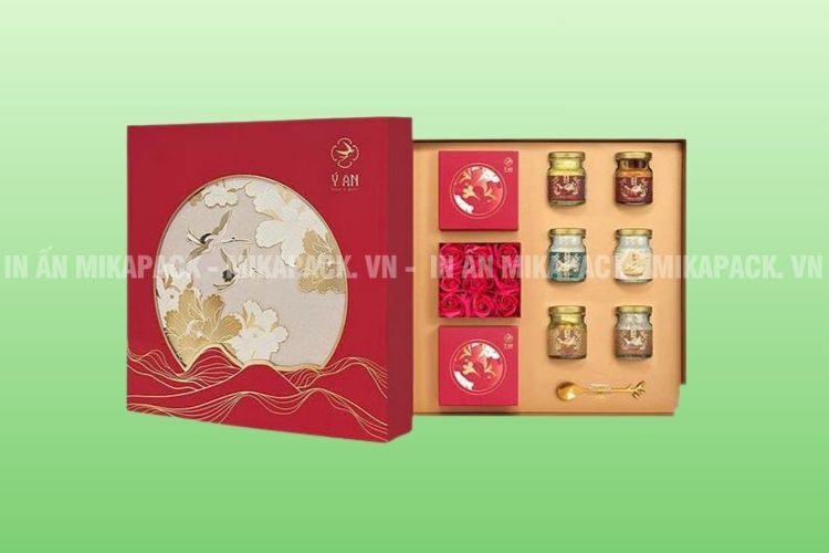 Mẫu in hộp đựng quà Tết họa tiết hồng hạc mang vẻ đẹp truyền thống