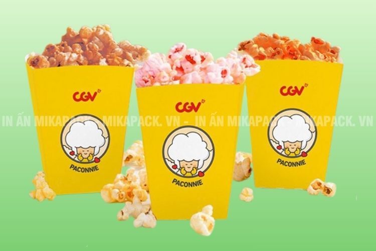 Túi giấy Couche, kiểu dáng đáy vuông đứng phù hợp đựng bắp rang bơ trong rạp phim